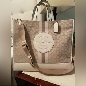 Coach Dempsey tote 40 signature jacquard light khaki chalk